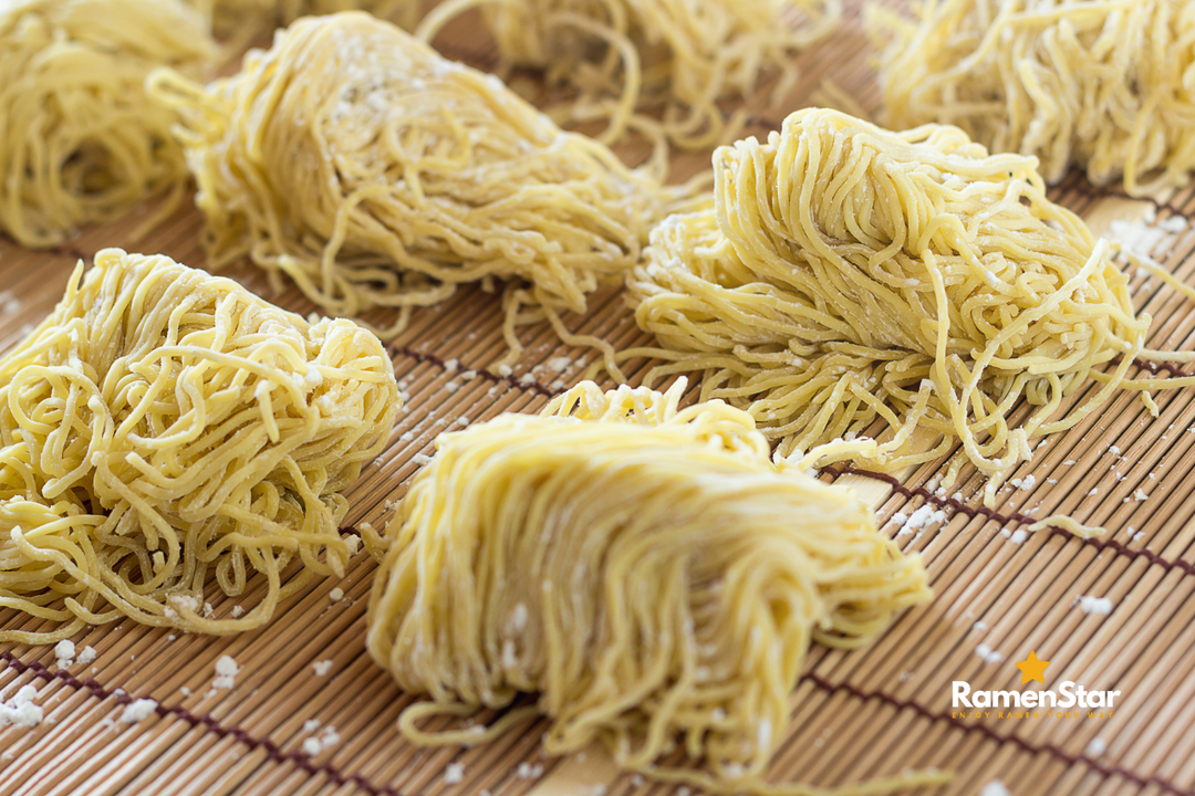 Frische Ramen-Nudeln selber herstellen