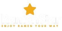Ramenstar Logo weiss mit gelbem Stern und Transparentem Hintergrund