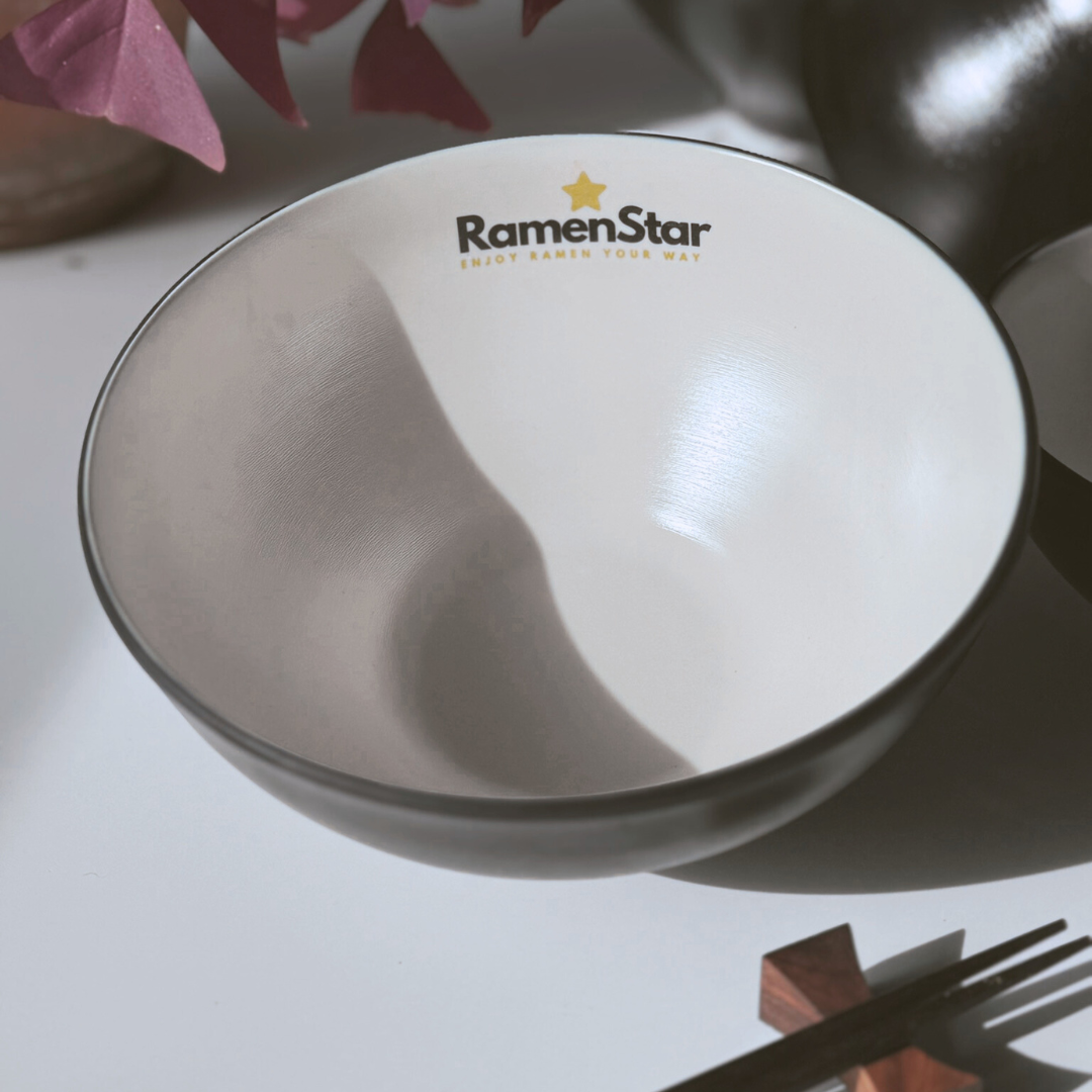Japanische Ramenschüssel aus Melamine von Ramenstar Frontansicht